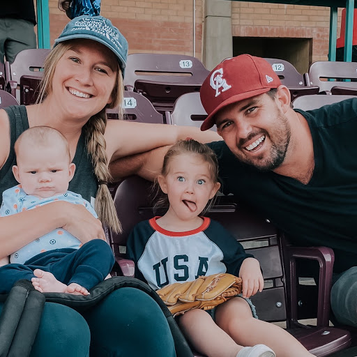 Julia Horton Photo 14