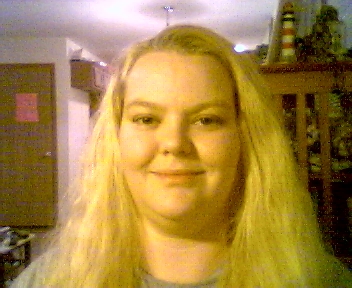 Amanda Lewis Photo 49