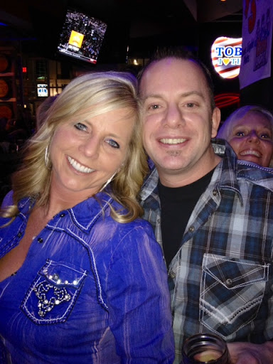 Renee Barnes Photo 12