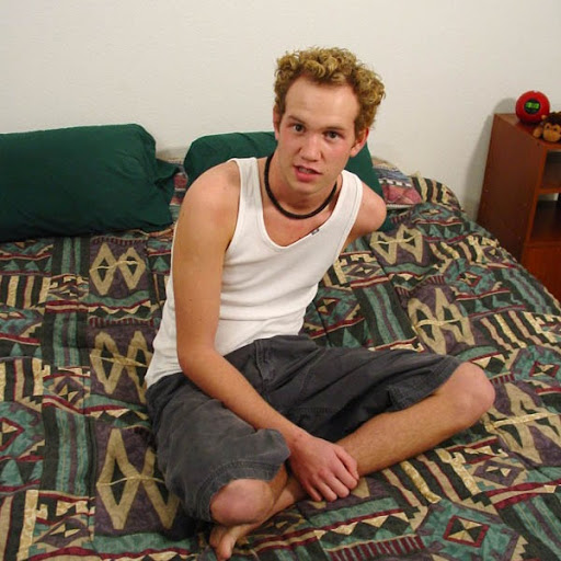 Julian Davies Photo 38