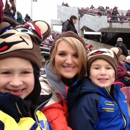 Debbie Hanson Photo 11