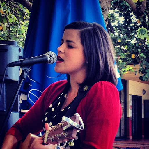 Stephanie Pickett Photo 22