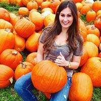 Sarah Beauchamp Photo 30