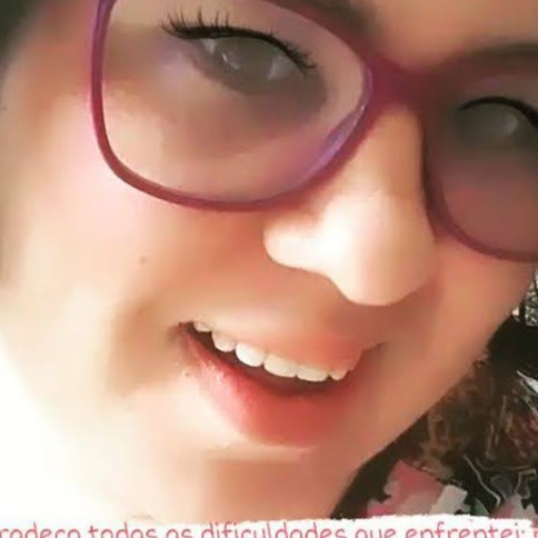Priscilla Oliveira Photo 16
