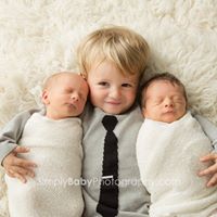 Elizabeth Thiel Photo 20