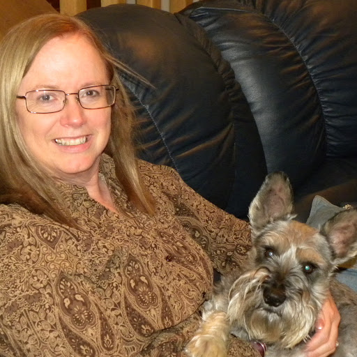 Carolyn Hanson Photo 38