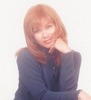 Jennifer Holt Photo 24