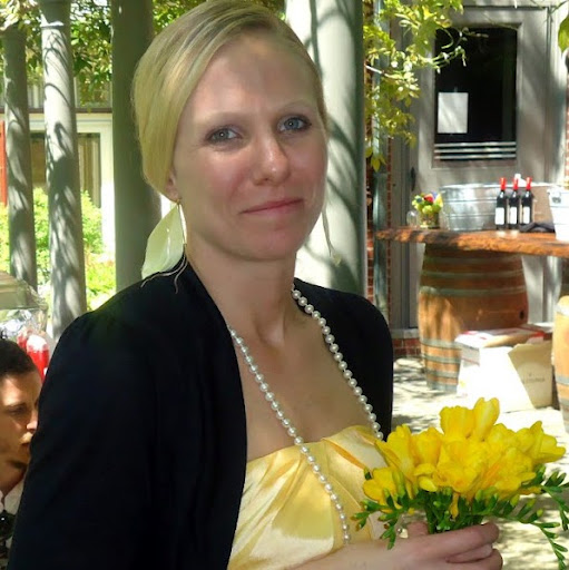 Christina Garrett Photo 20