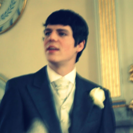 Aaron Goodwin Photo 39