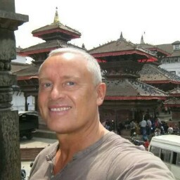 Julian Barton Photo 21