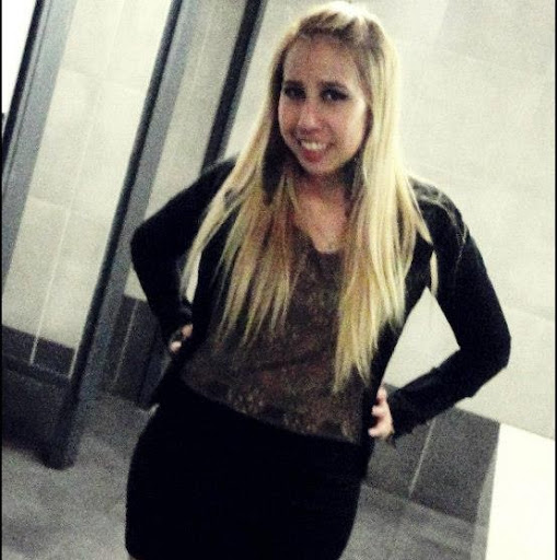 Ariana Ledesma Photo 12