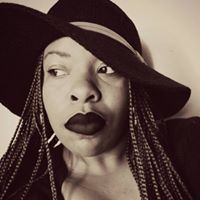 Candace Perkins Photo 21