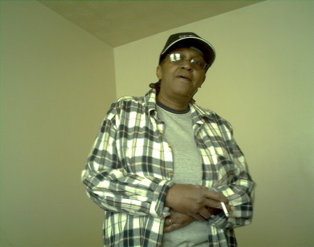 Linda Thomas Photo 25
