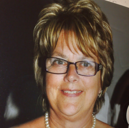 Linda Ball Photo 24