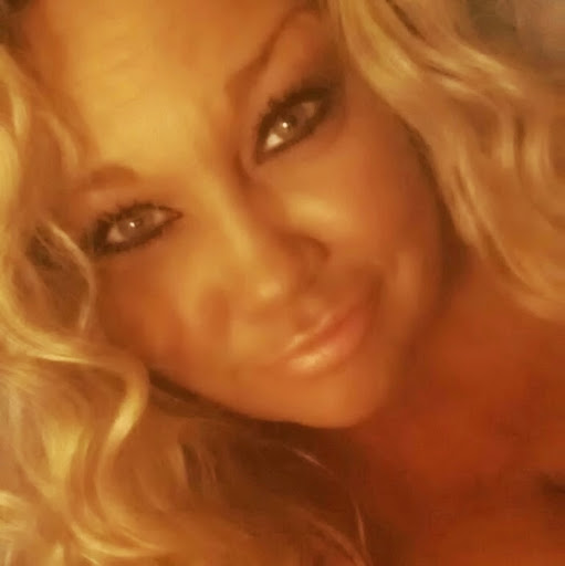 Jackie Adams Photo 21