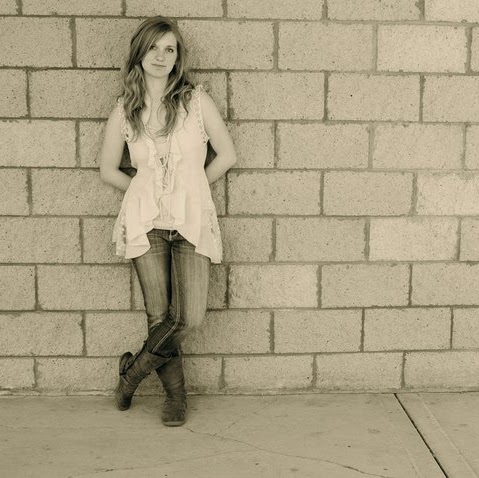 Abby Hardy Photo 2