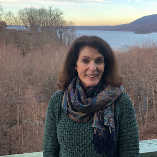 Christine Kirk Photo 15