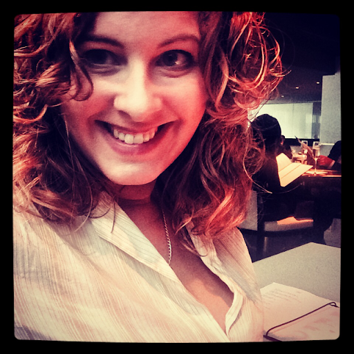 Lindsay Dunn Photo 26