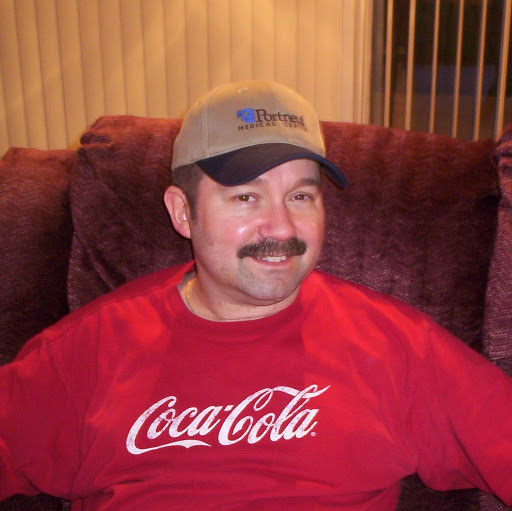 Tracy Everett Photo 37