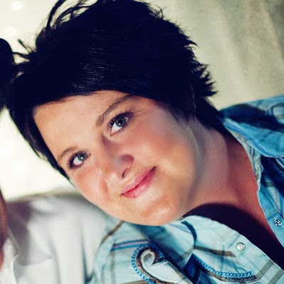 Felicia Reid Photo 13