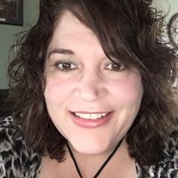 Julie Henson Photo 16