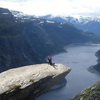 Ralph Barker Photo 24