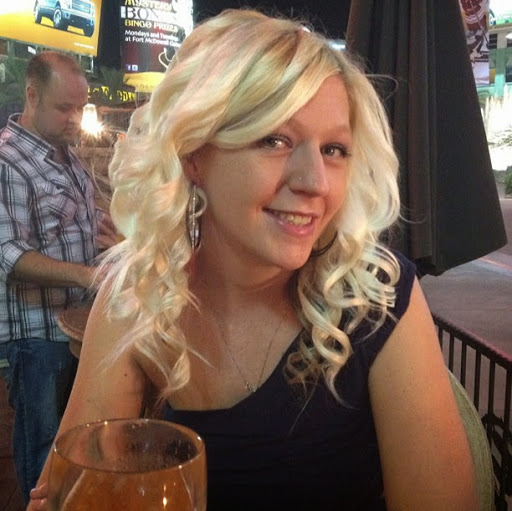 Ashley Hayes Photo 39