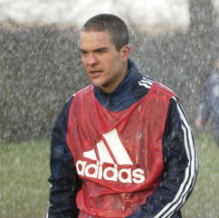 Mauricio Calderon Photo 22