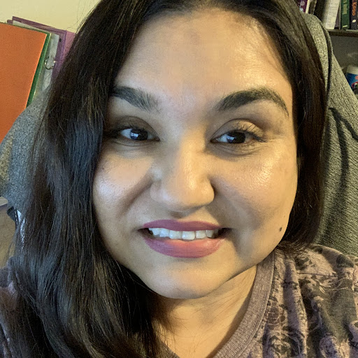 Marilyn Molina Photo 36