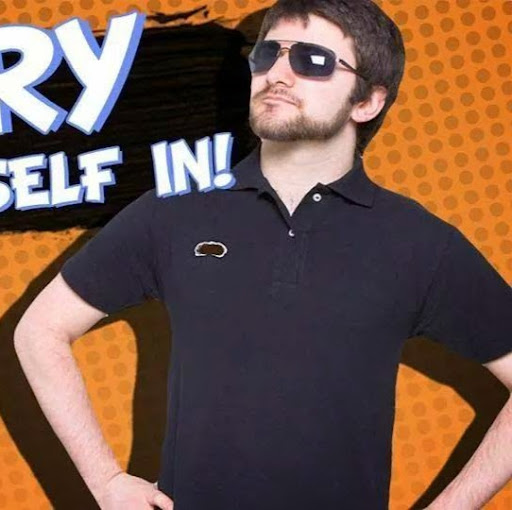 Casey Reynolds Photo 21