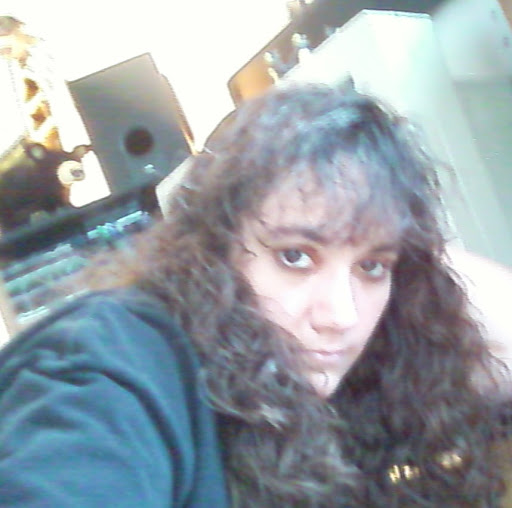 Gina Snow Photo 17
