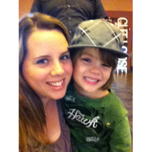 Stephanie Mcintyre Photo 1