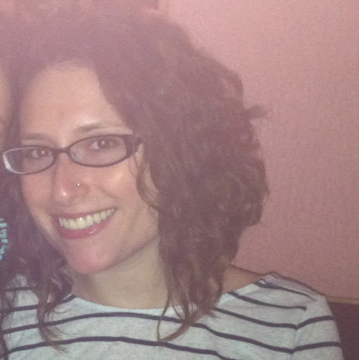 Suzanne Cohen Photo 38