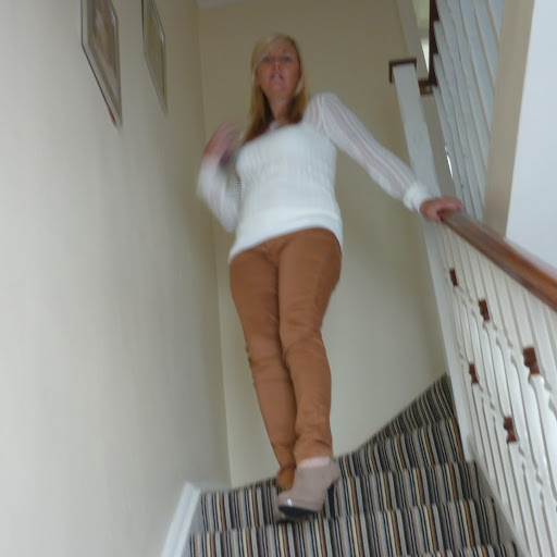 Alice Woods Photo 21