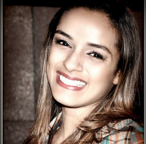 Caroline Rios Photo 6
