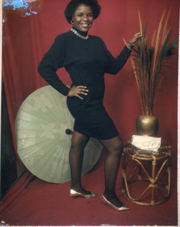 Annette Williams Photo 14