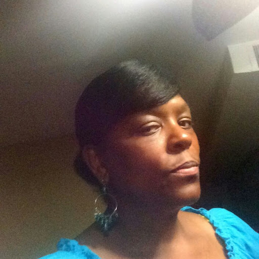 Karen Lyles Photo 9