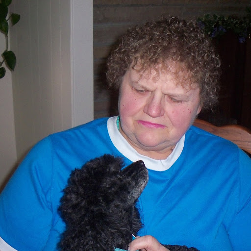 Theresa Simons Photo 6