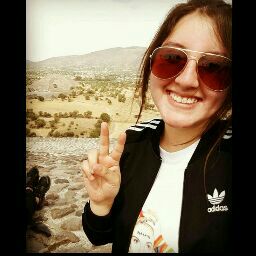 Denise Luna Photo 39