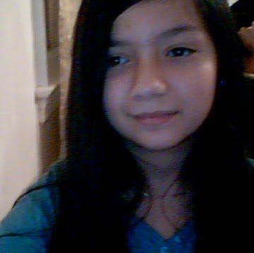 Stephanie Montano Photo 10