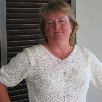 Suzanne Long Photo 36