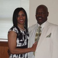 Yolanda Burks Photo 14