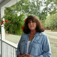 Caroline Roach Photo 32