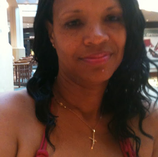 Linda Morrow Photo 27
