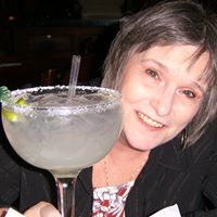 Evelyn Robertson Photo 14