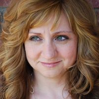 Amy Richardson Photo 26
