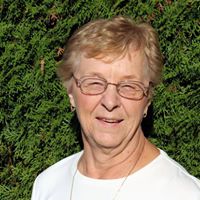 Sandra Schaefer Photo 12