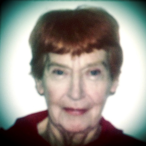 Eileen Bell Photo 37