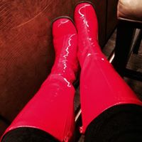 Laurie Cromwell Photo 4