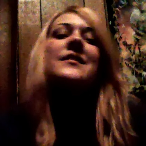 Kristen Carroll Photo 12